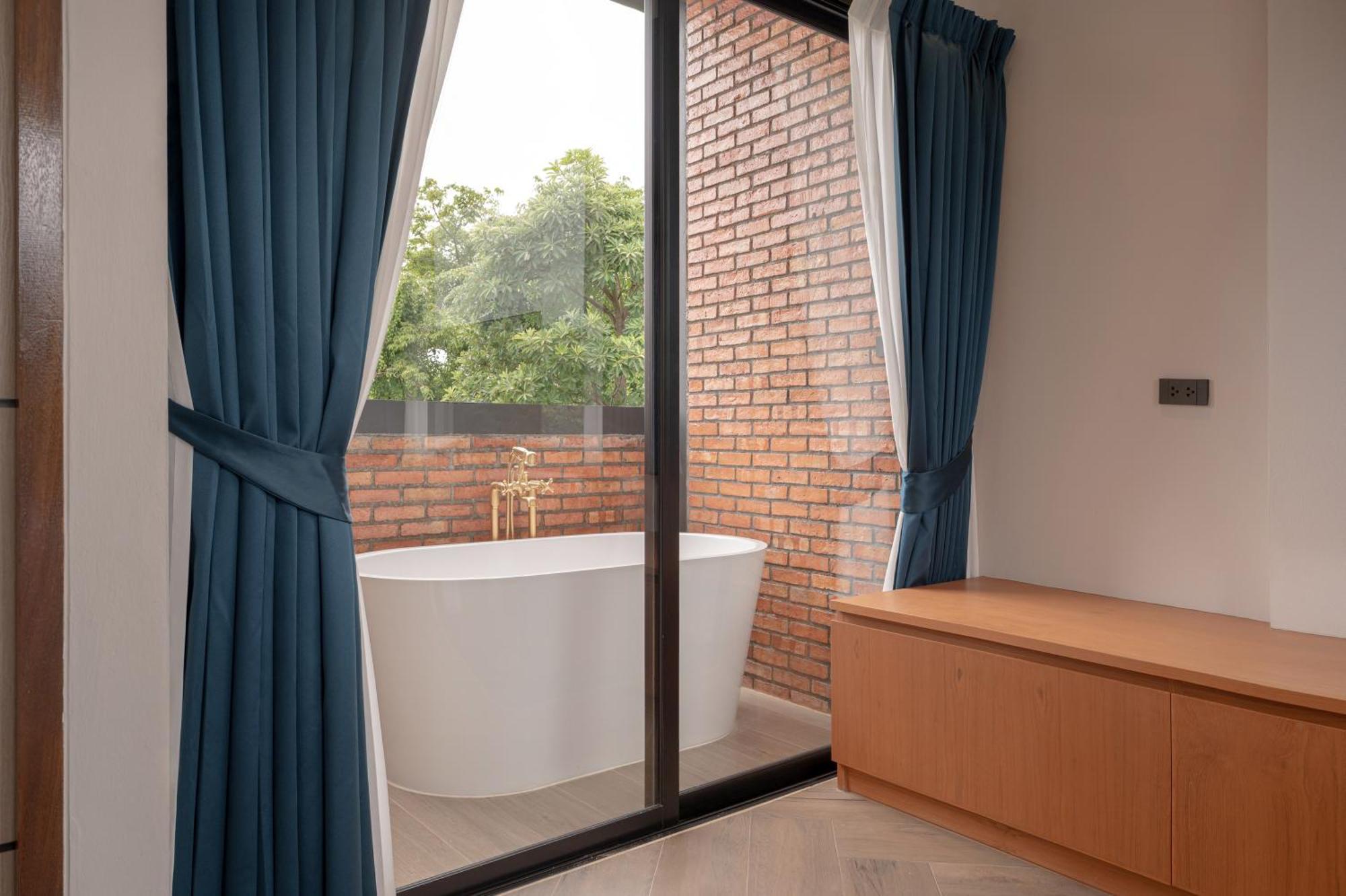 The Willoughby Maerim Hotel Chiang Mai Exterior photo